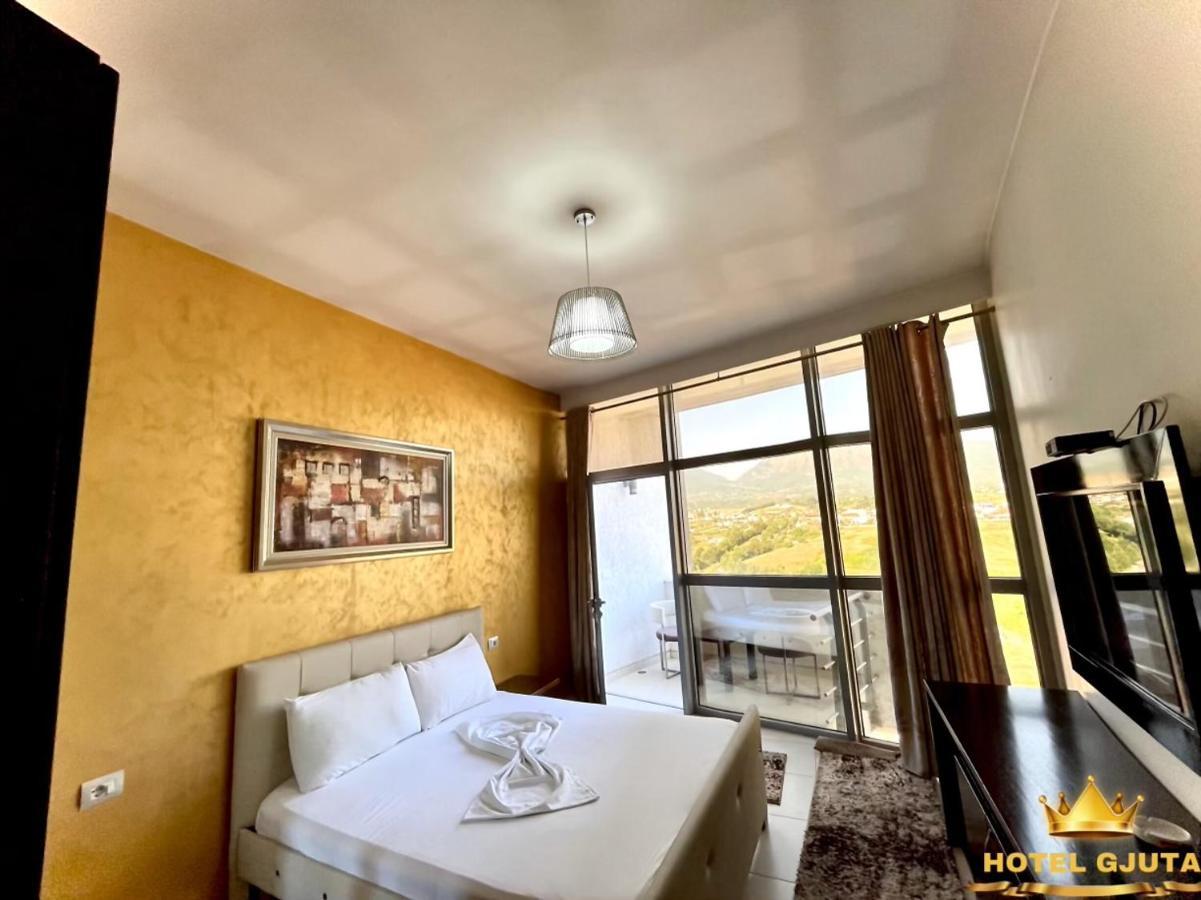 Hotel Gjuta Tirana Buitenkant foto