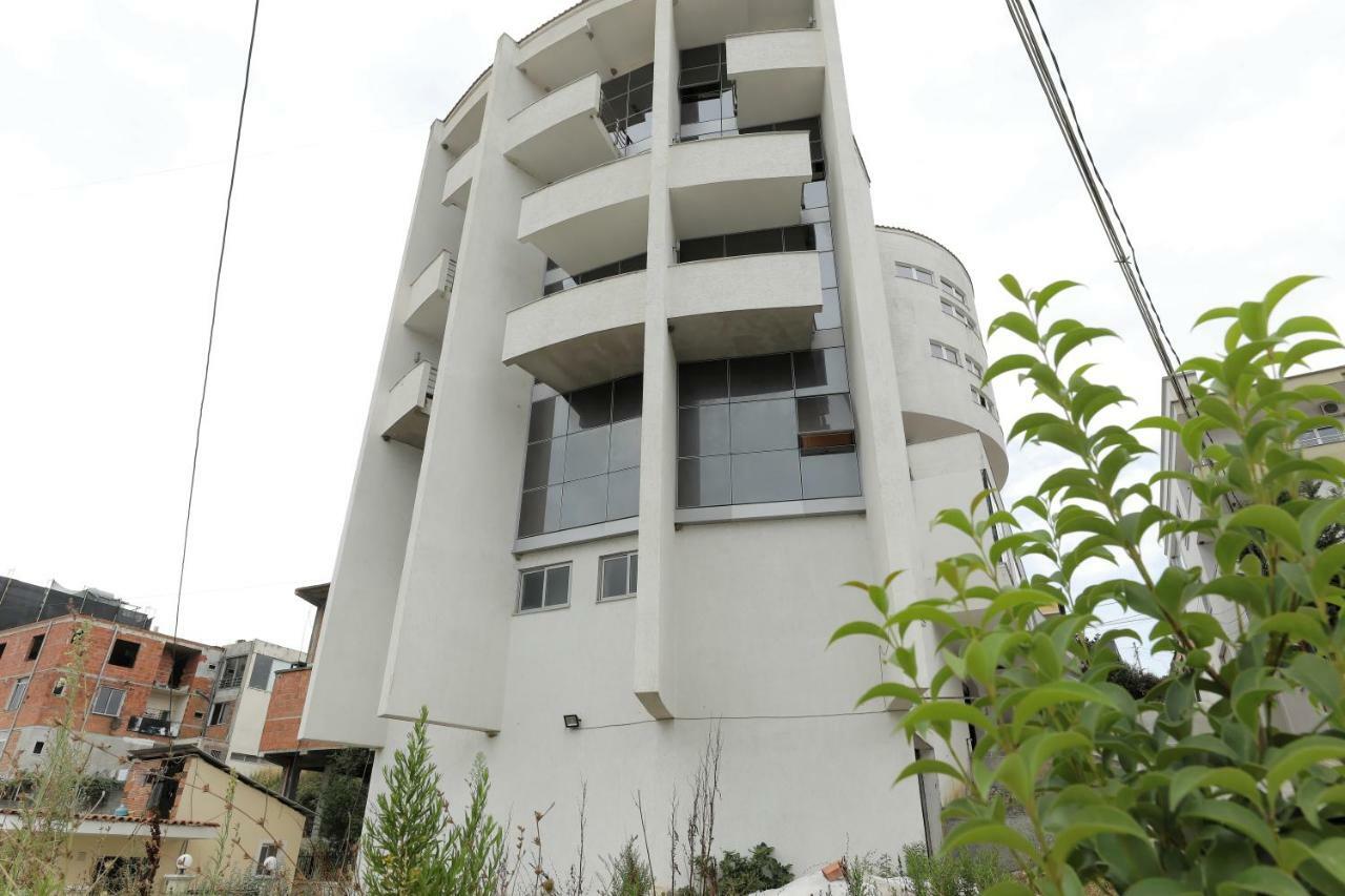 Hotel Gjuta Tirana Buitenkant foto