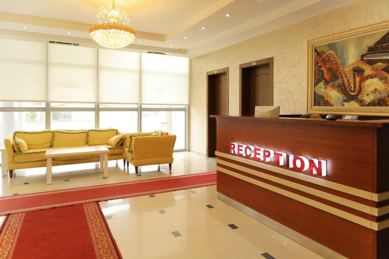 Hotel Gjuta Tirana Buitenkant foto