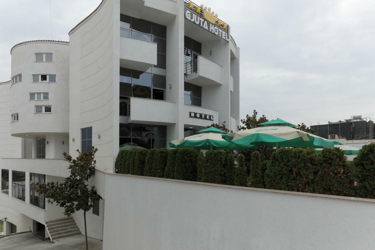 Hotel Gjuta Tirana Buitenkant foto